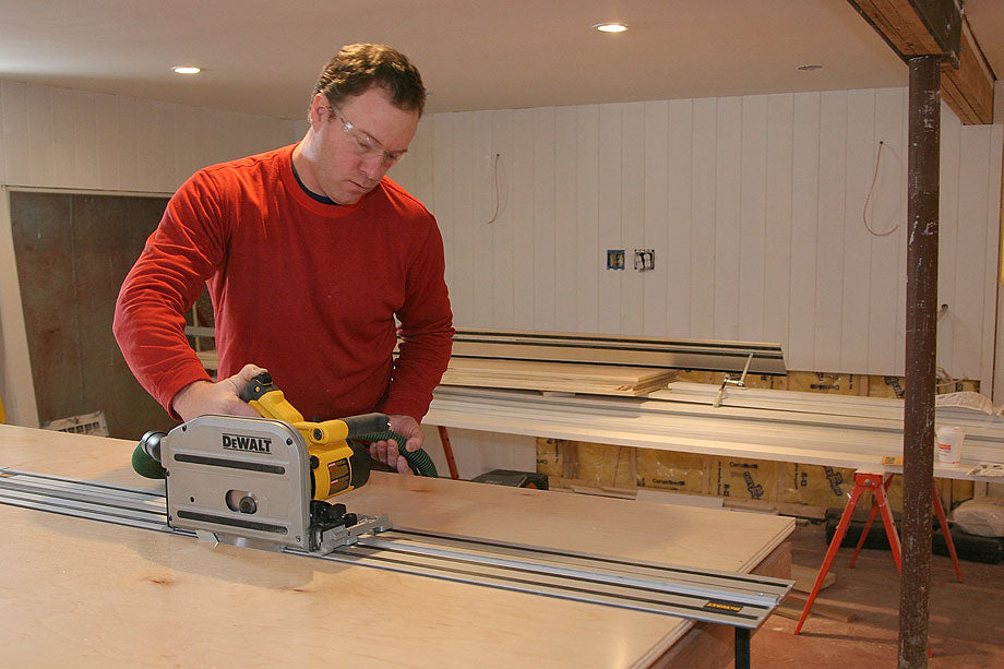 How to Use a DeWalt Track Saw: A Complete Guide